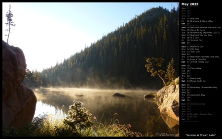 Sunrise at Dream Lake